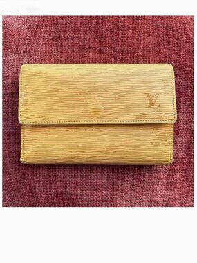 LOUIS VUITTON Epi Leather Wallet Tassil Yellow 💼